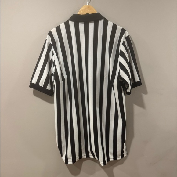 Black and White Striped Men's Jersey - Picture 2 of 6